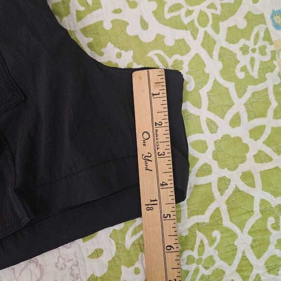 Athleta Women's Black Cargo Casual 4" Inseam Outdoor Hiking Short Size 6 - Picture 4 of 9